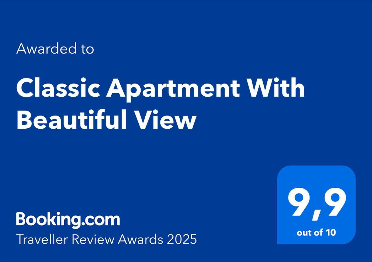 Classic Apartment With Beautiful View Кастория Экстерьер фото