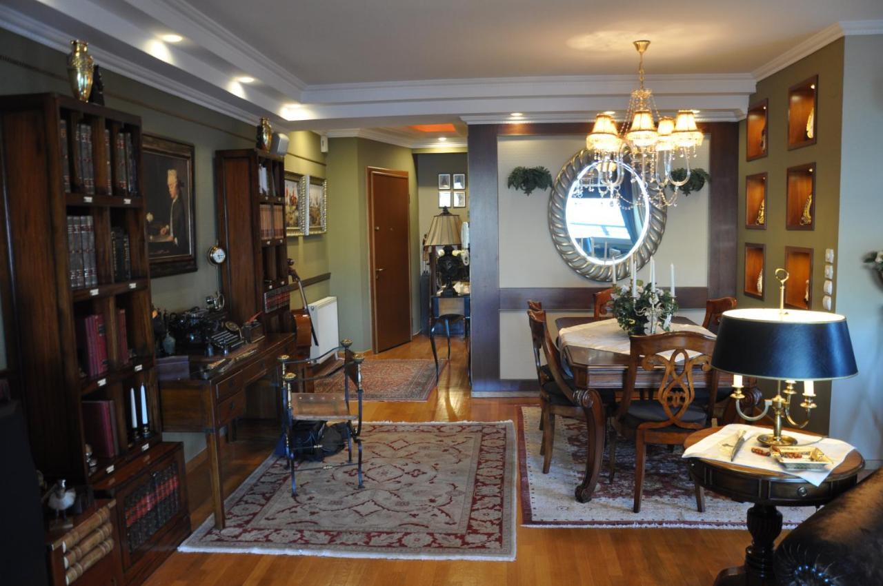 Classic Apartment With Beautiful View Кастория Экстерьер фото